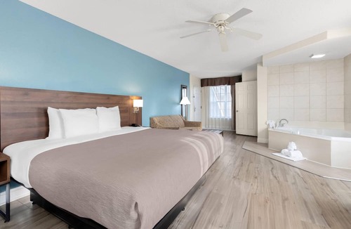 Lexington Hotel | Quality Inn & Suites Lexington