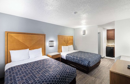Hopewell Hotel | Rodeway Inn At Fort Lee
