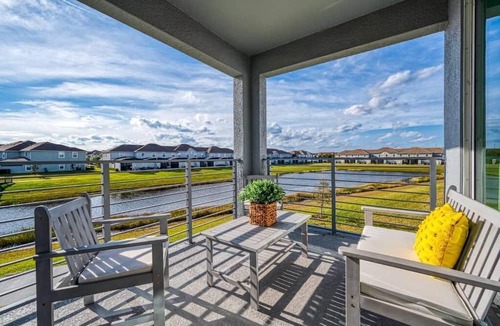 Kissimmee Condo | Lovely Themed 3-BR in resort 10 min from Disney