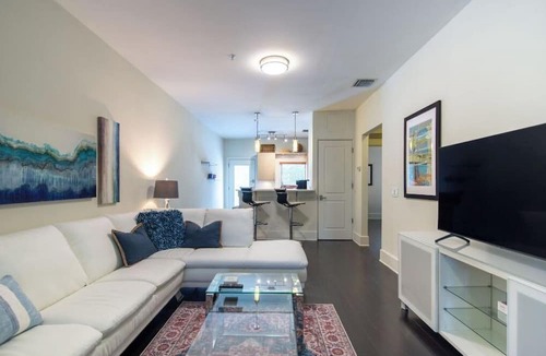 Winter Park Apartment | Walk The Downtown Village of Winter Park!