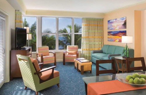 Palm Beach Shores Hotel | Marriott Ocean Pointe: Excellent amenities, two bedroom, sleeps 8