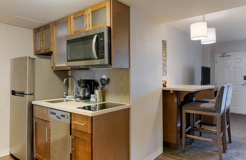 Kissimmee Hotel | Magic-Filled Getaway! 3 Units w/Free Breakfast | Walt Disney World - 6.9 miles