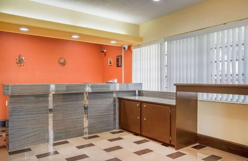 Bartow Apartment | King Bed|Non smoking