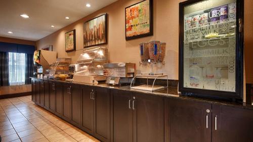 Roanoke Rapids Hotel | SureStay Plus Hotel by Best Western Roanoke Rapids I-95