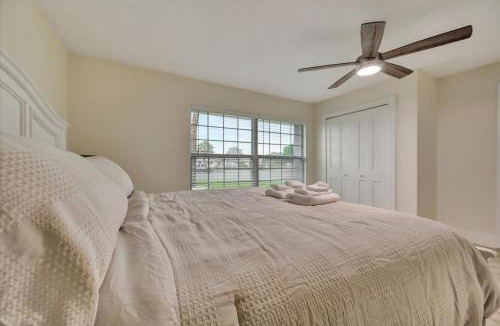 Indian Ridge House | Private Arcade with Pool Hot Tub and Grill Sleeps 10