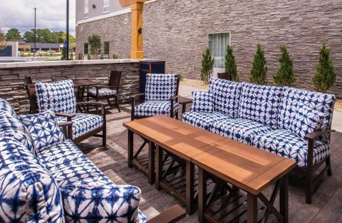 Benson Hotel | Hampton Inn Benson