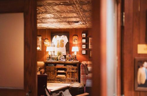 Downtown Knoxville Hotel | Graduate by Hilton Knoxville
