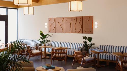 Wrightsville Beach Hotel | Trailborn Surf & Sound, Outdoor Collection by Marriott Bonvoy