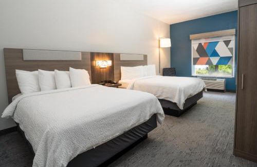 Deltona Lakes Hotel | Holiday Inn Express Hotel & Suites Orange City - Deltona by IHG