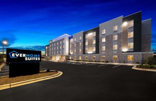 Terry Sanford Hotel | Everhome Suites Fayetteville near Fort Bragg