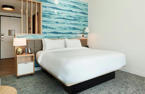 Lupton City Hotel | TownePlace Suites by Marriott Hixson