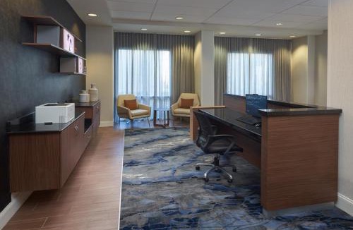 Florida Central Atlantic Coast Hotel | Fairfield Inn & Suites by Marriott Orlando International Drive/Convention Center
