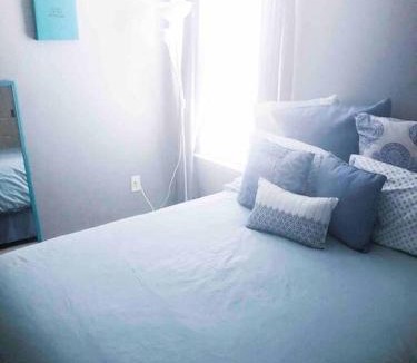 Huntcliff House | Beautiful Private home near Ft Jackson, Starbucks, Shopping and Dining!