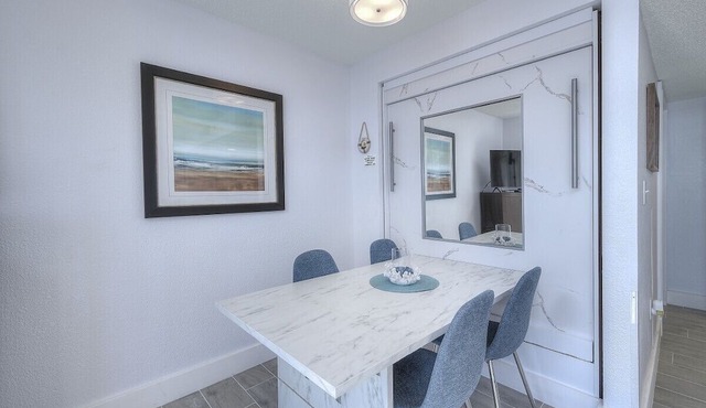 Roxanne Towers by Elliott Beach Rentals