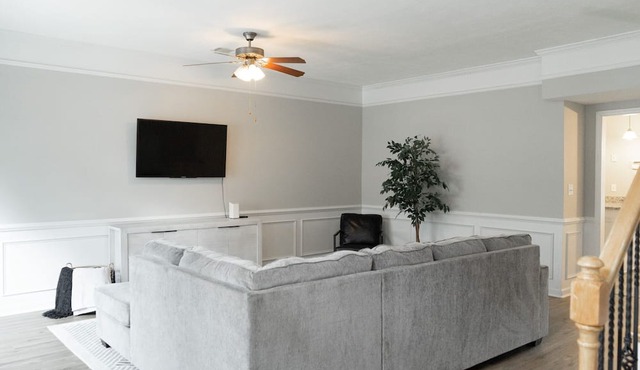 SPACIOUS TOWNHOME NEWLY RENOVATED! BEST LOCATION AUGUSTA HAS TO OFFER!