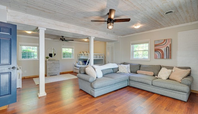 Lakefront Vacation Rental w/Views & Hot Tub!