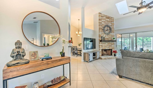 Walk to Lake: Stunning Central Florida Home!