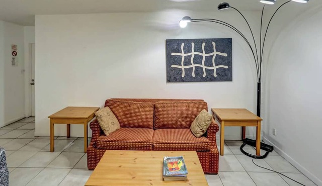 Richard's Motel Studio