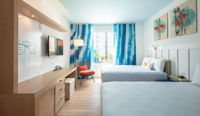 Universal's Endless Summer Resort - Surfside Inn and Suites