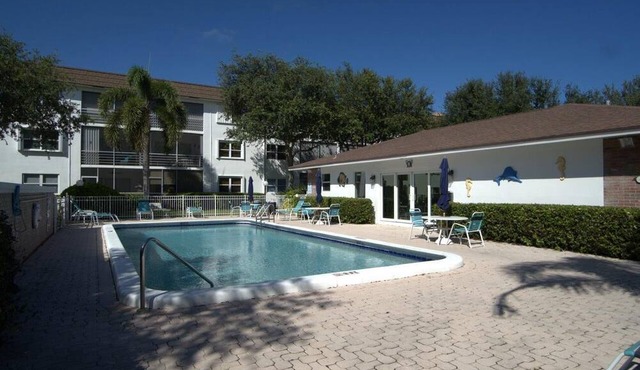 Paradise place, walking distance to beach. Comfortable Full furnished/equipped.