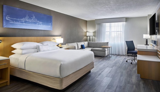 Delta Hotels by Marriott Norfolk Airport
