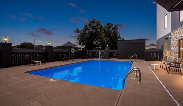 Comfort Suites near Camp Lejeune