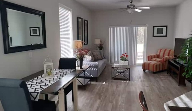 Private apartment close to all major Hampton Roads attractions.