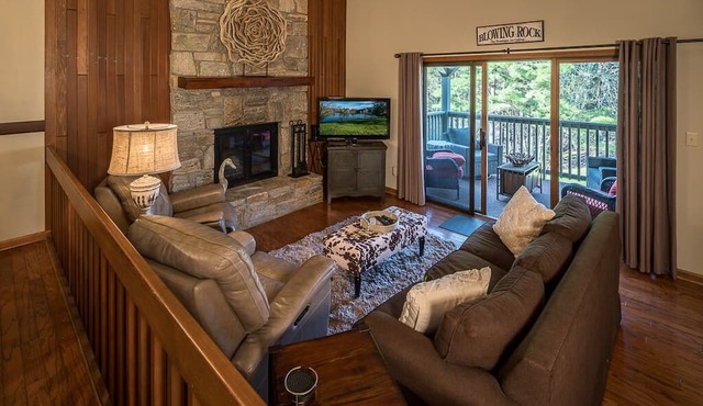 Best at Chetola 3BR Condo w/access to Heated Indoor Pool & Fitness Center