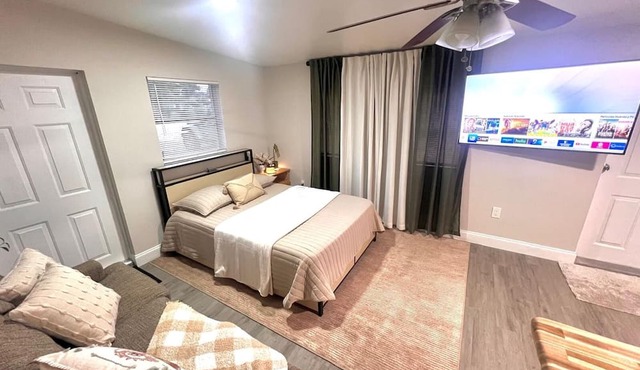 Cozy Studio – Minutes to Wekiva, Disney & downtown Orl - Netflix - XL parking