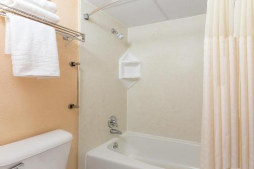 Quality Inn Waycross
