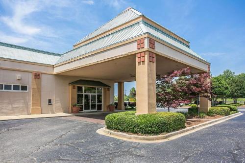 Quality Inn Sumter near Shaw AFB