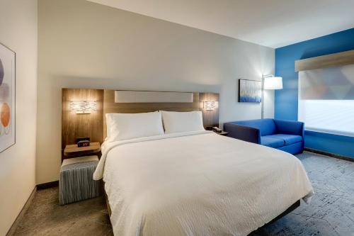 Holiday Inn Express Holly Springs - Raleigh Area by IHG