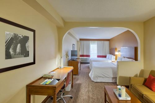 Four Points by Sheraton Charlotte/Pineville