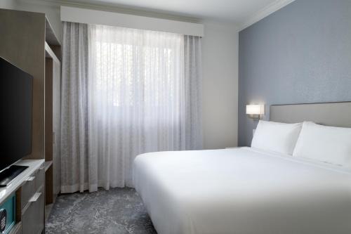 Hilton Boca Raton Suites 